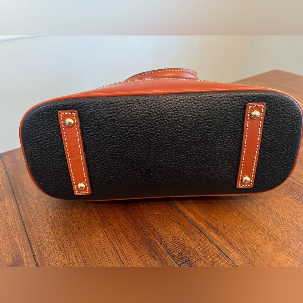 Dooney & Bourke | Satchel & Wallet Pair - Picture 9 of 11